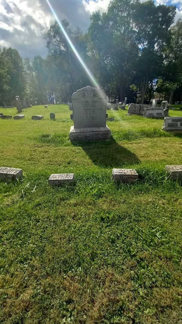 Christina Haendle's grave. Photo 1
