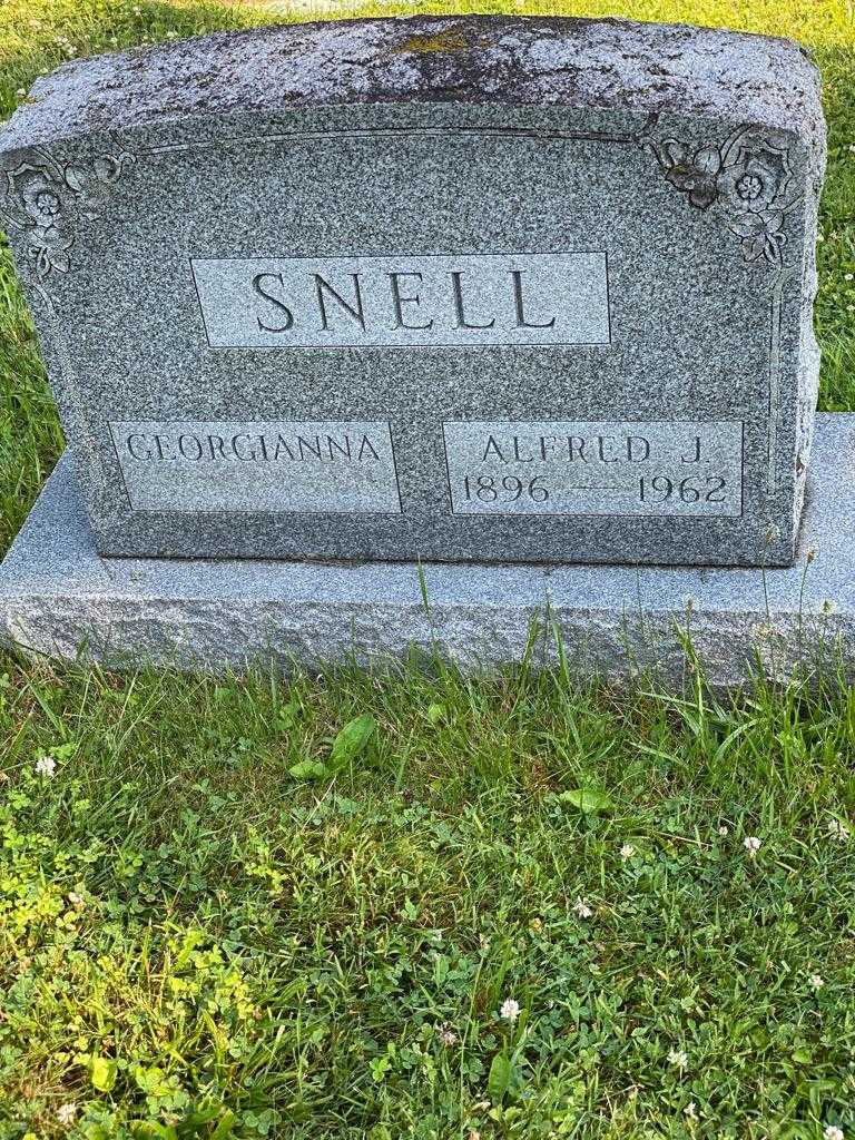 Alfred J. Snell's grave. Photo 3