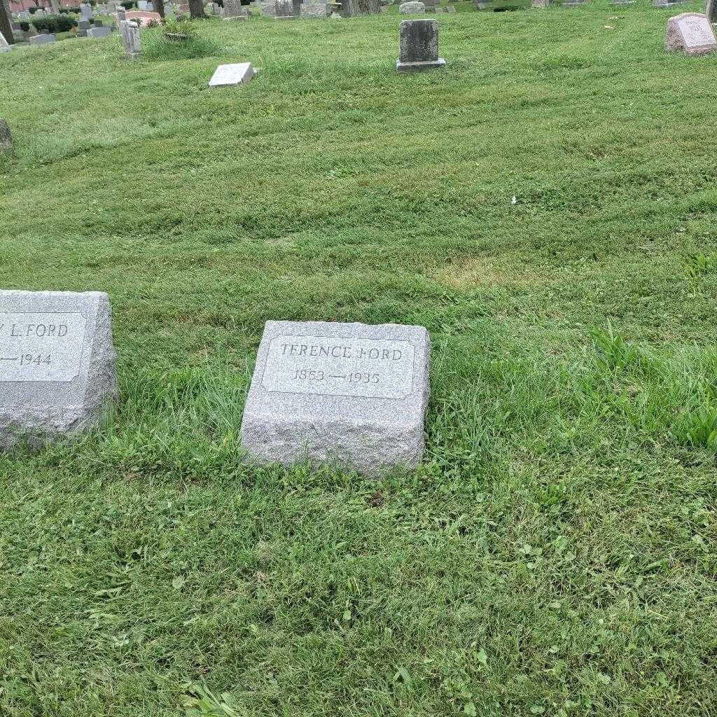 Terence Ford's grave. Photo 2