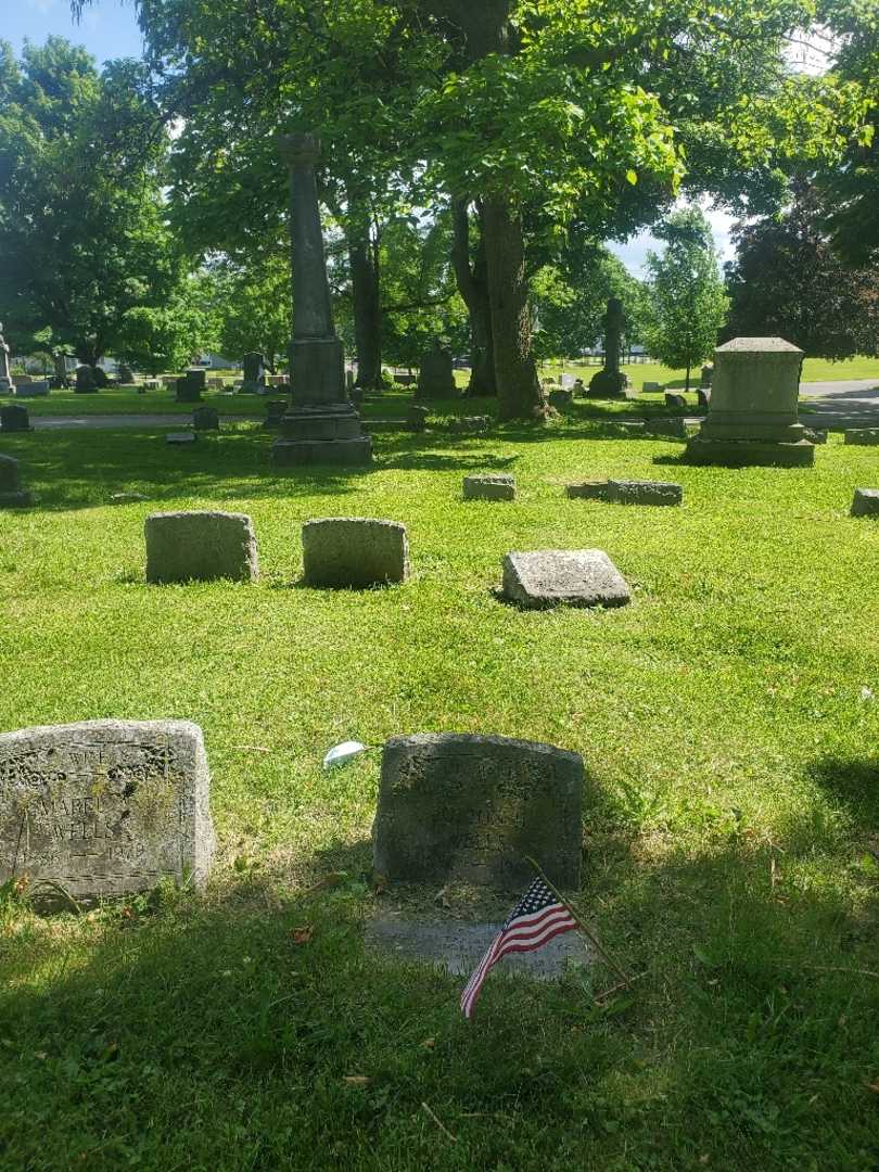 Lofton H. Wells's grave. Photo 2