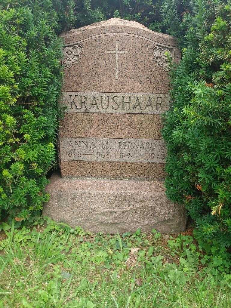 Bernard B. Kraushaar's grave. Photo 2