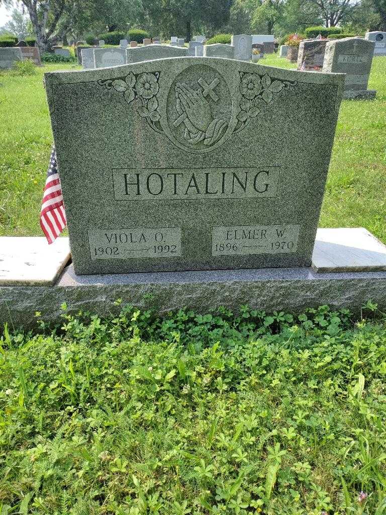 Elmer W. Hotaling's grave. Photo 2