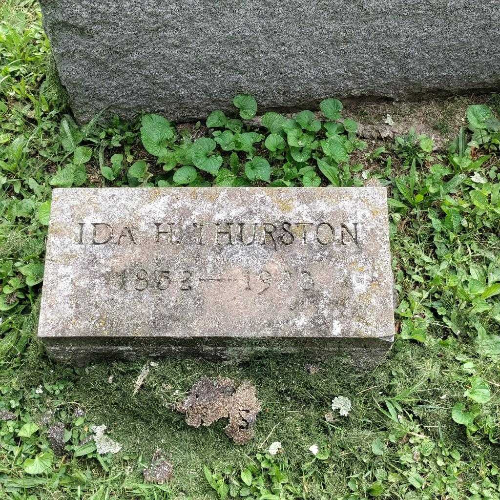 Ida H. Thurston's grave. Photo 3