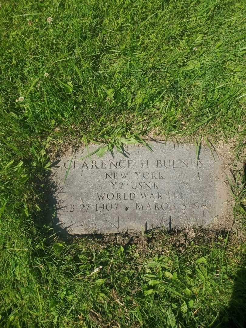 Clarence H. Bulnes's grave. Photo 4