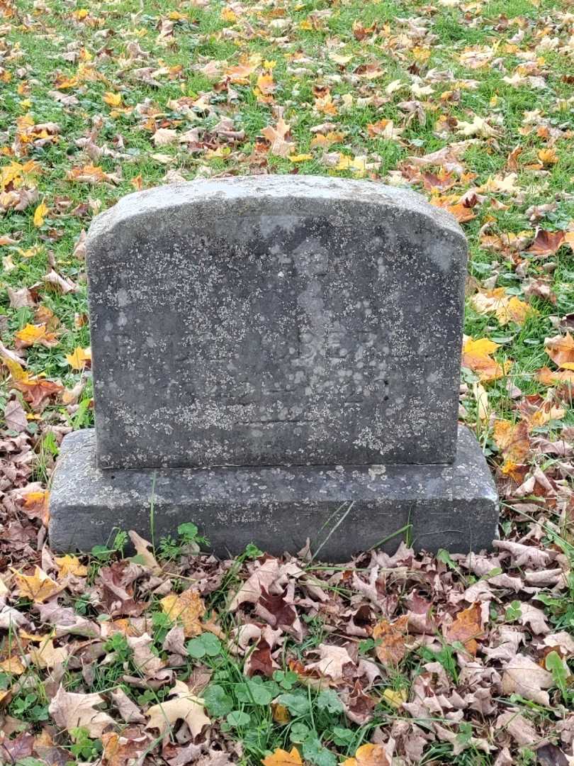 Paul Oberle's grave. Photo 2