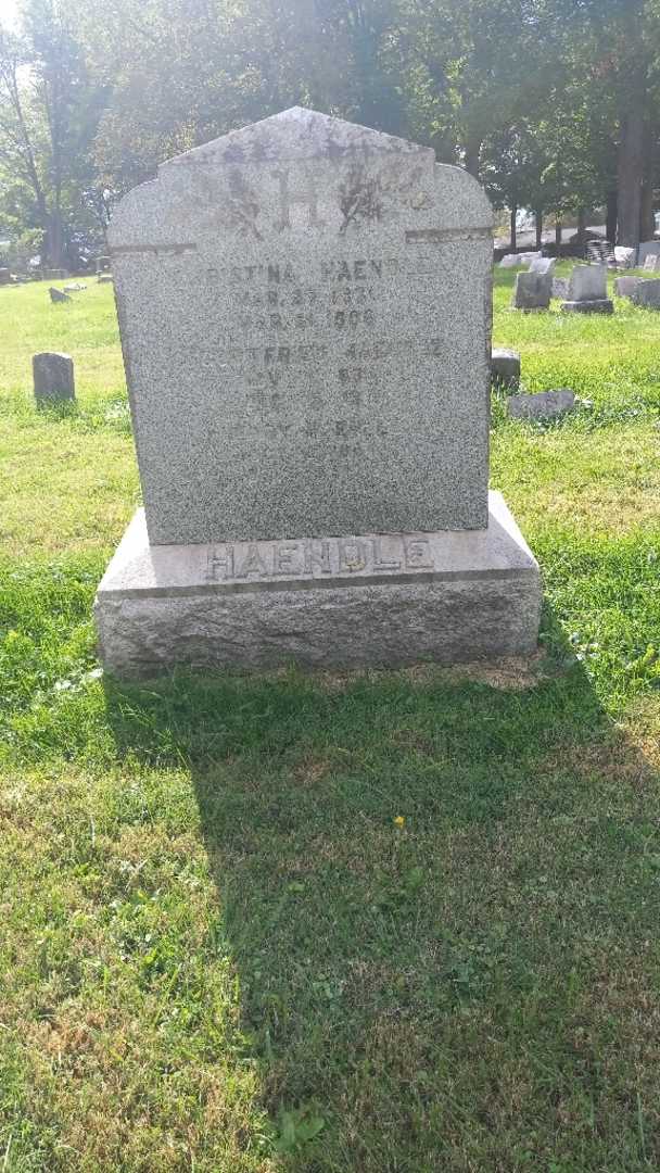 Christina Haendle's grave. Photo 2