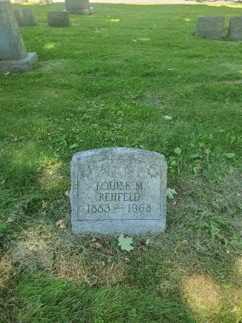 Louise M. Rehfeld's grave. Photo 2