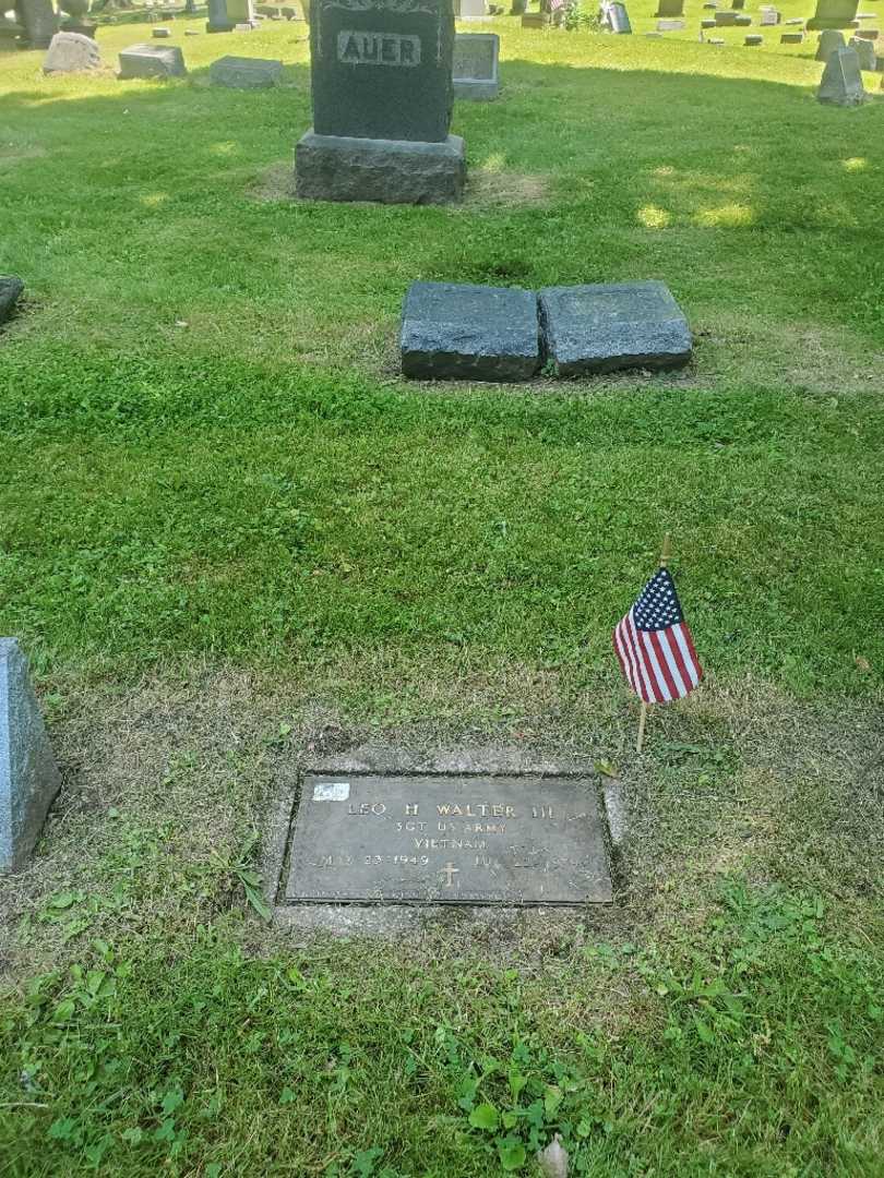 Sergeant Leo H. Walter Third's grave. Photo 1