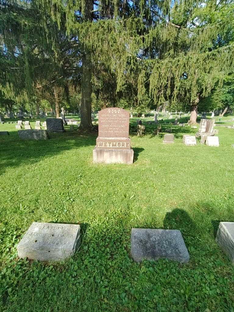 Mary Anthony Halladay Wetmore's grave. Photo 1