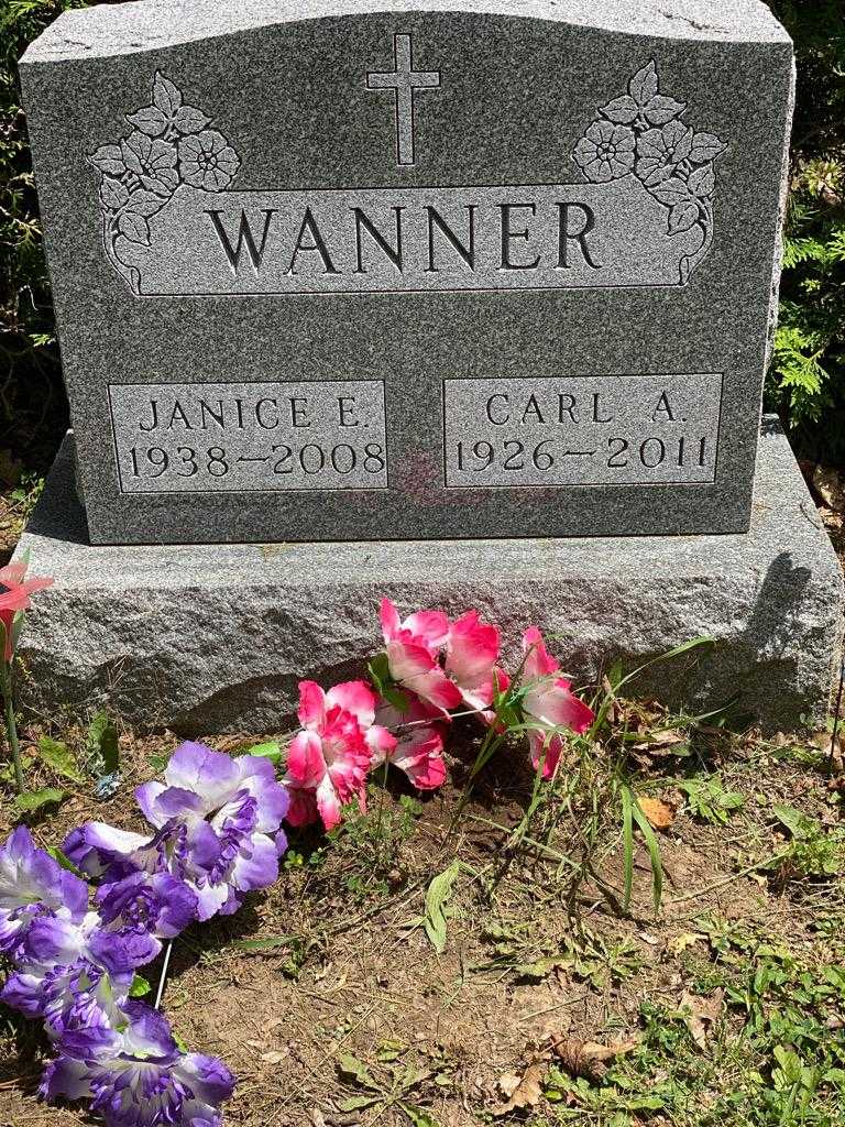 Carl A. Wanner's grave. Photo 3