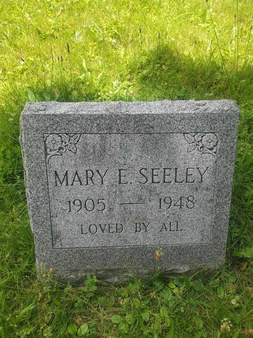 Mary Etta Seeley's grave. Photo 3