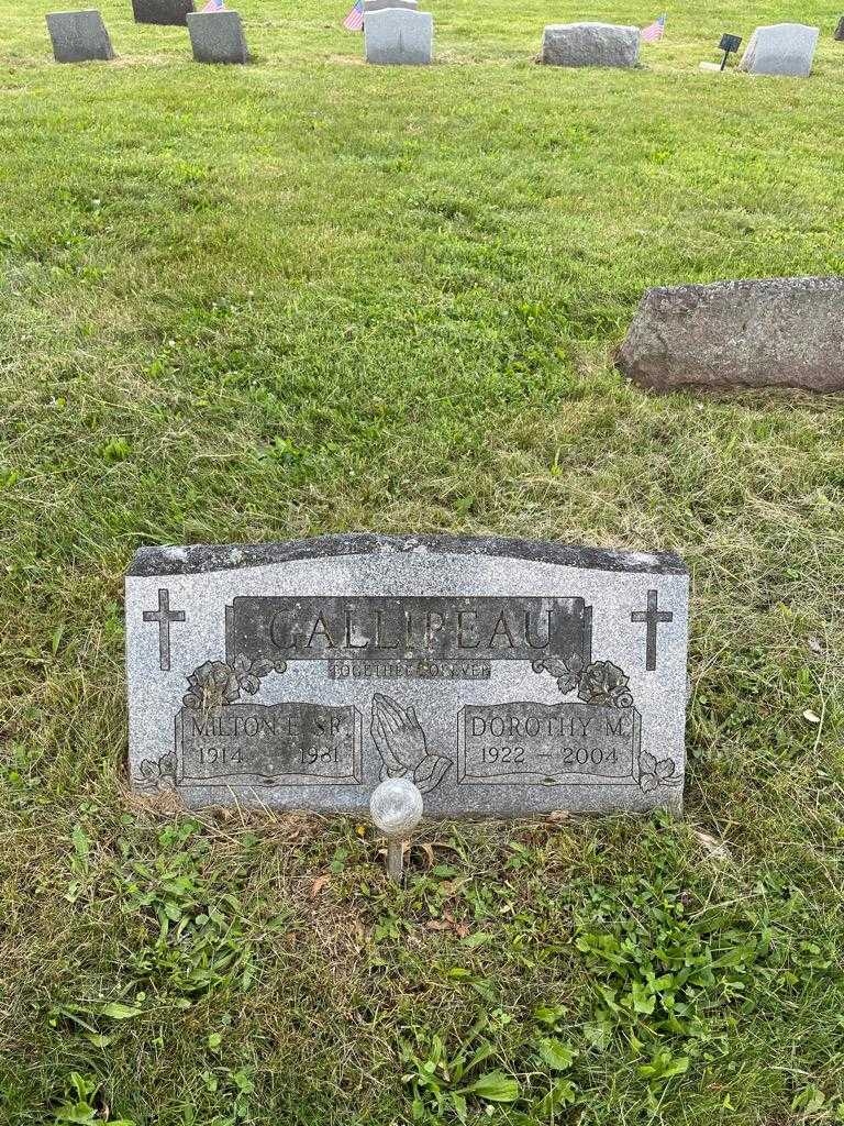 Milton E. Gallipeau Senior's grave. Photo 2