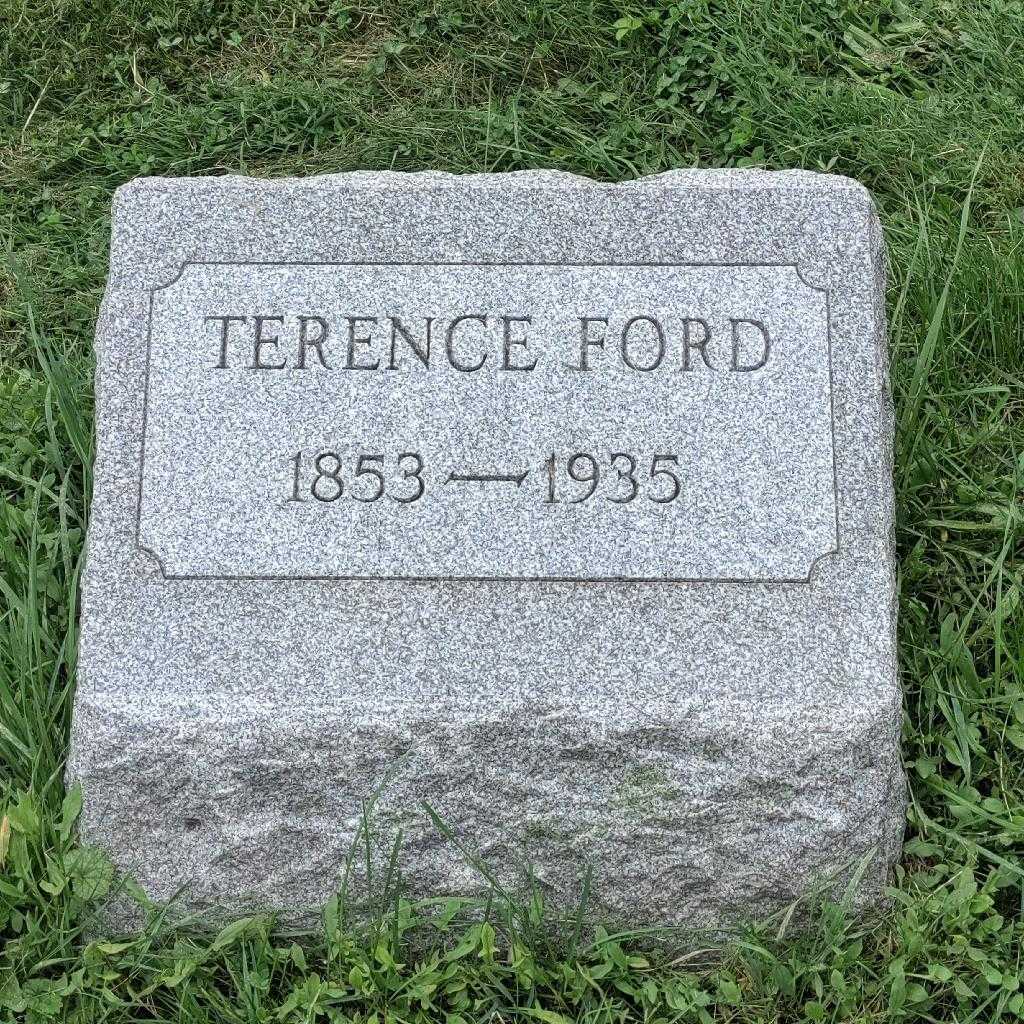Terence Ford's grave. Photo 4