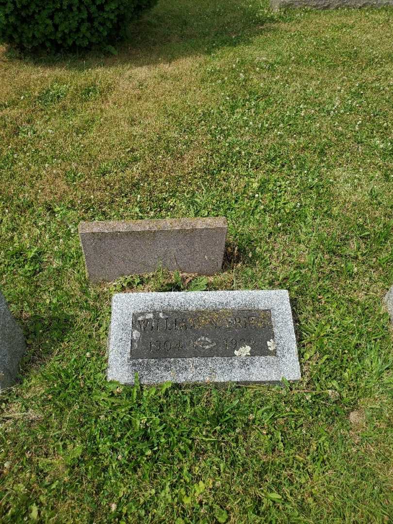 William A. Fritz's grave. Photo 8
