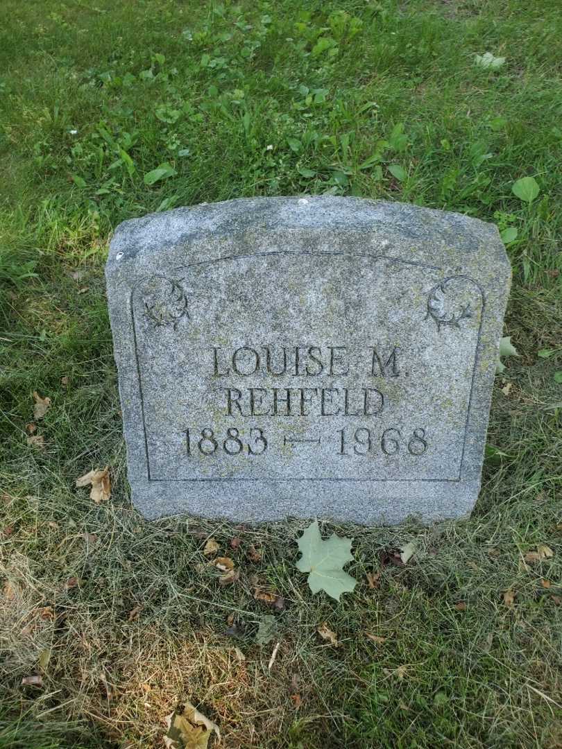 Louise M. Rehfeld's grave. Photo 3