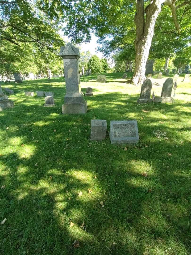 Kate Carry Kelsh's grave. Photo 1