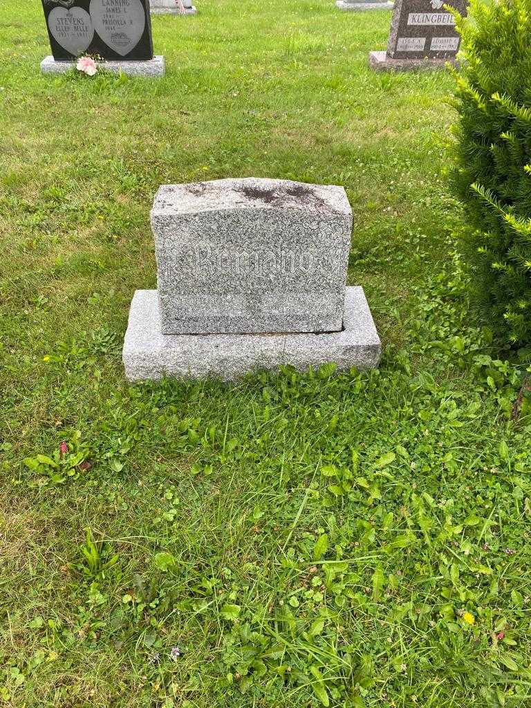 Carmen Leonard Romano's grave. Photo 2