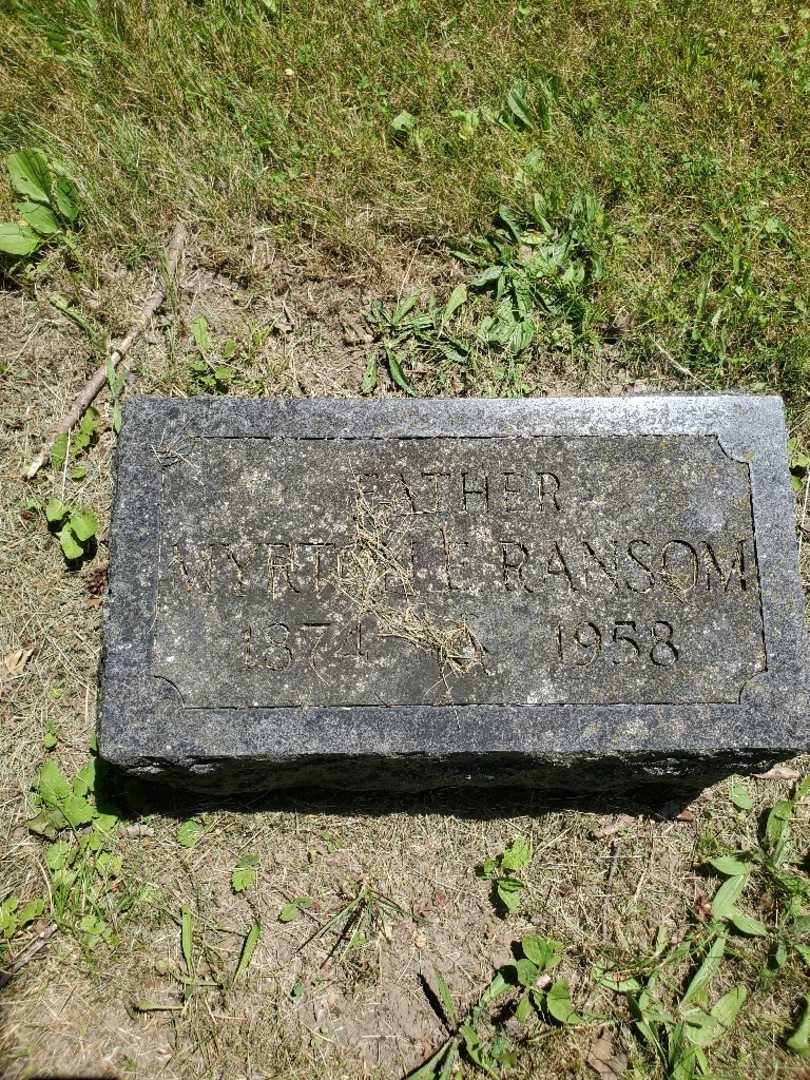 Myrton E. Ransom's grave. Photo 3