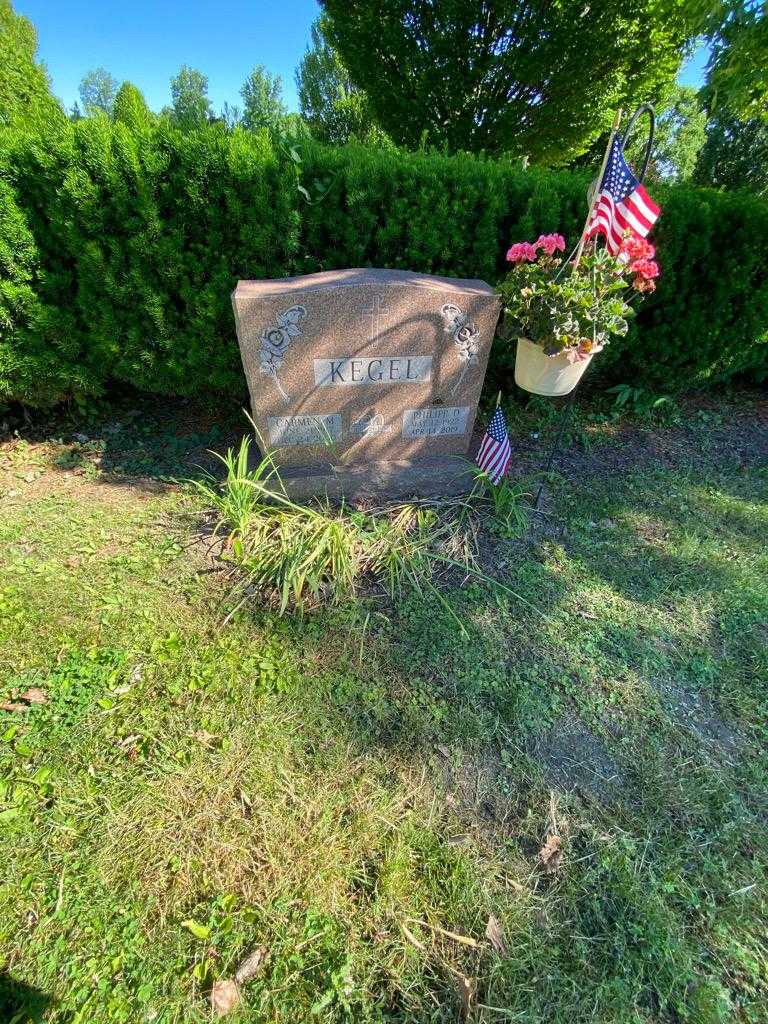 Carmen M. Kegel's grave. Photo 1