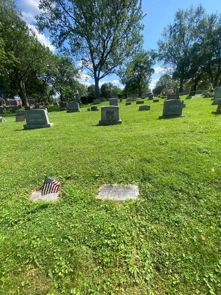 Sylvia Mellen Mackey's grave. Photo 3