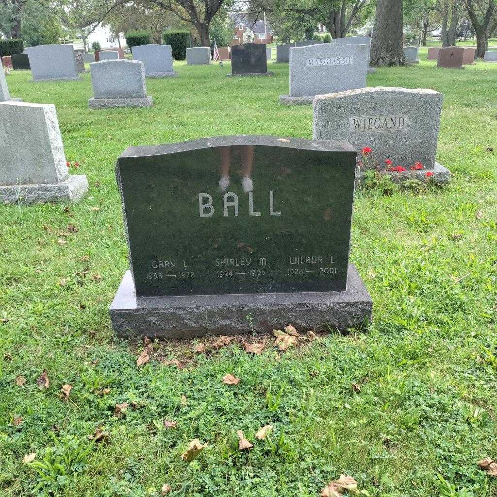 Gary L. Ball's grave. Photo 3