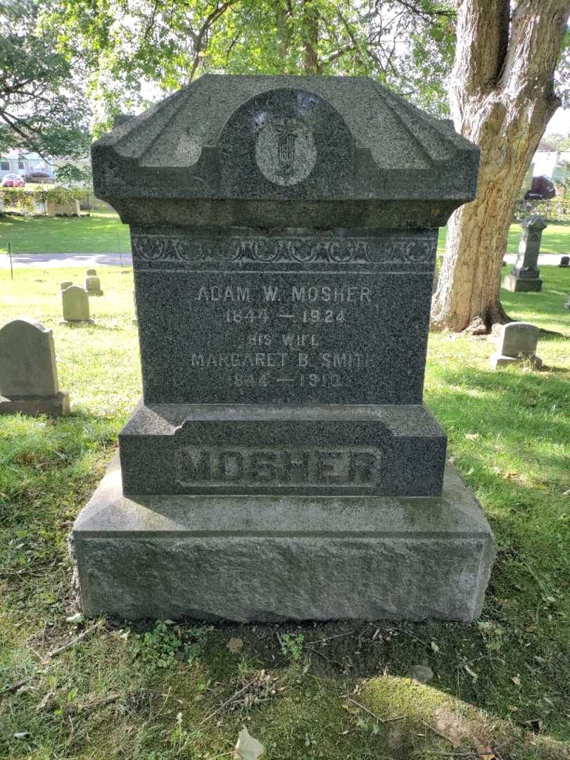 Margaret B. Mosher Smith's grave. Photo 2