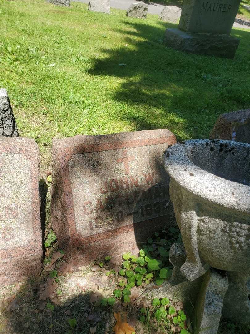 John W. Castleman's grave. Photo 2