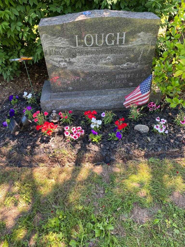 Robert J. Lough Junior's grave. Photo 2