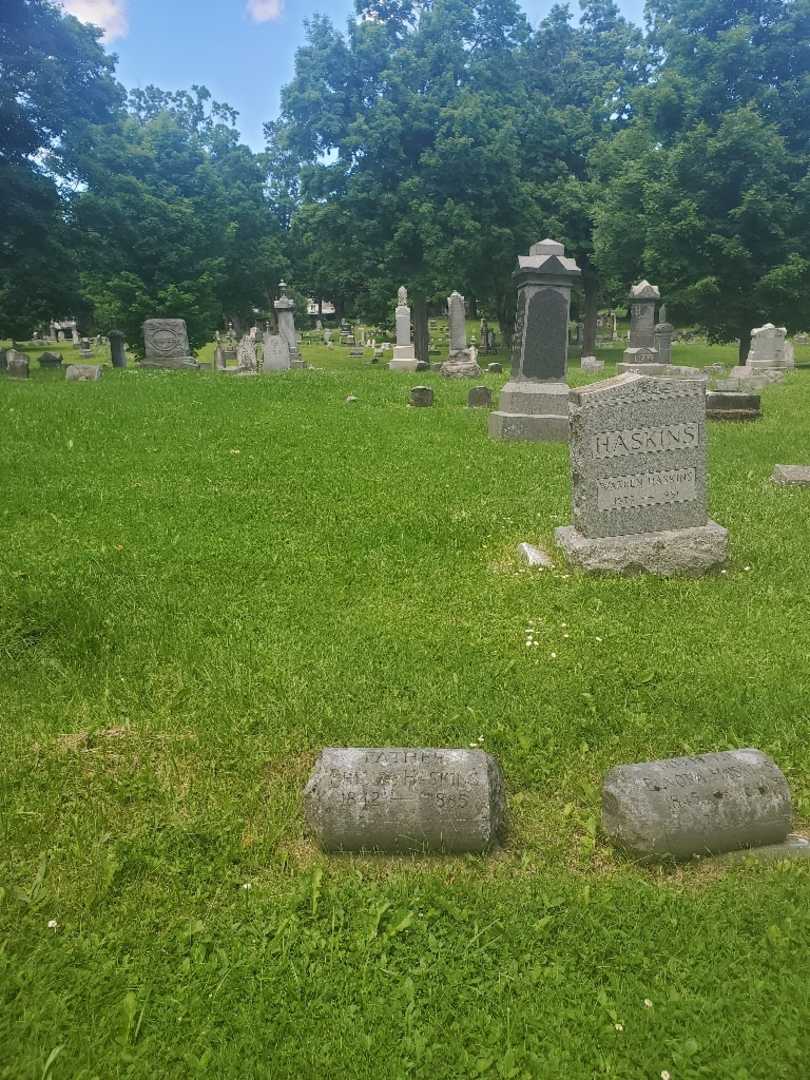 Philip Haskins's grave. Photo 1