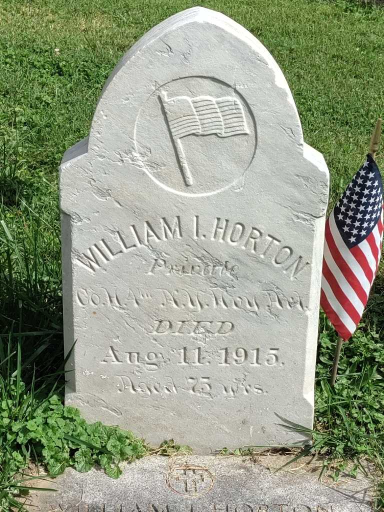 William I. Horton's grave. Photo 3