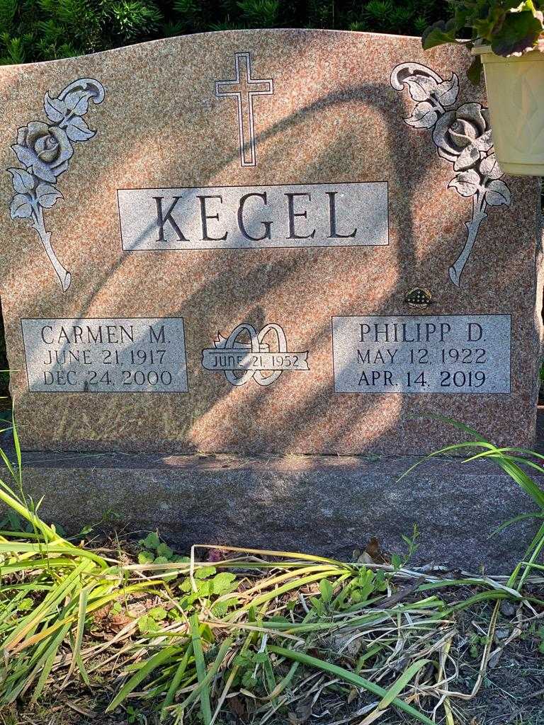 Carmen M. Kegel's grave. Photo 3
