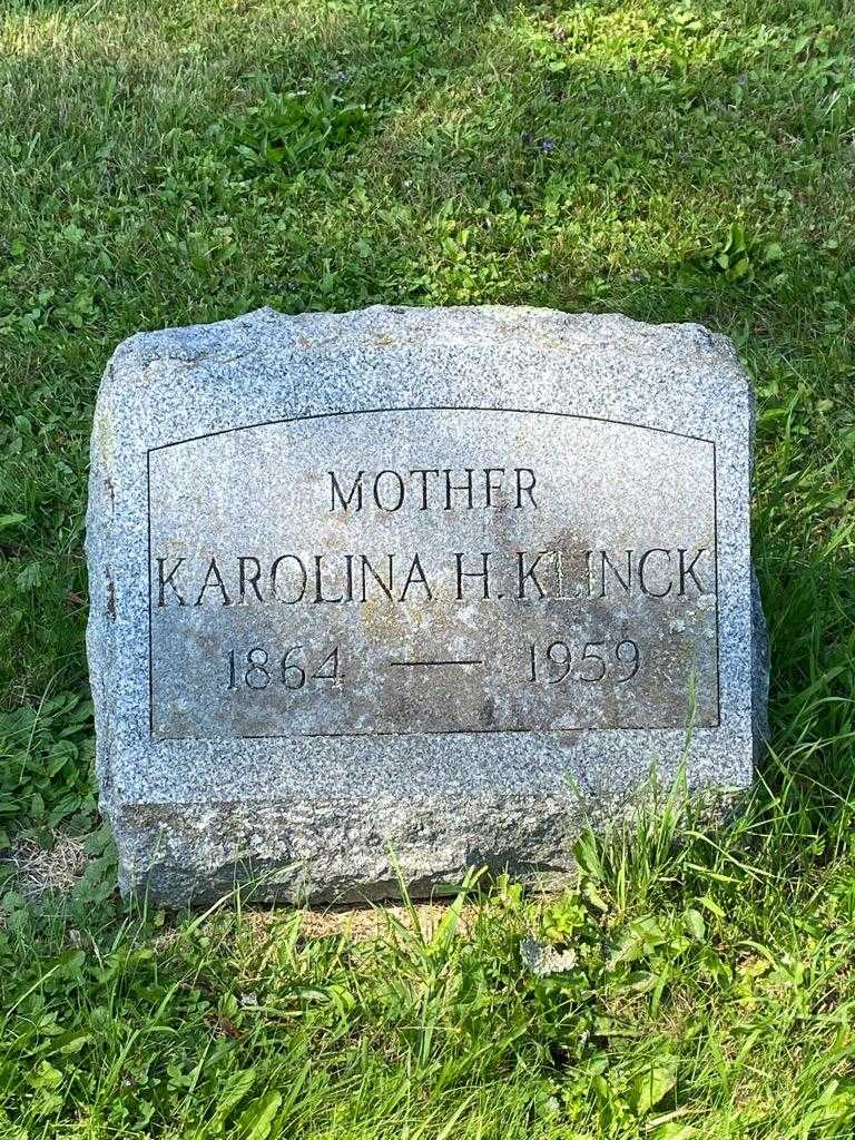 Karolina H. Klinck's grave. Photo 3