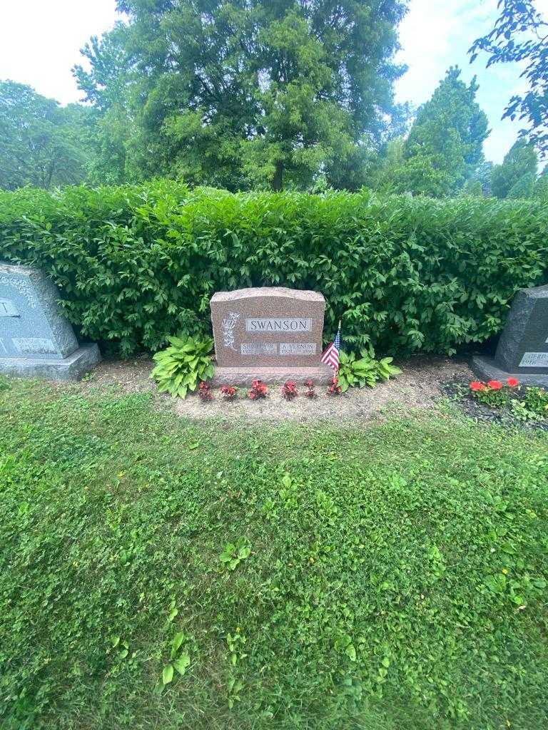 Vernon A. Swanson's grave. Photo 1