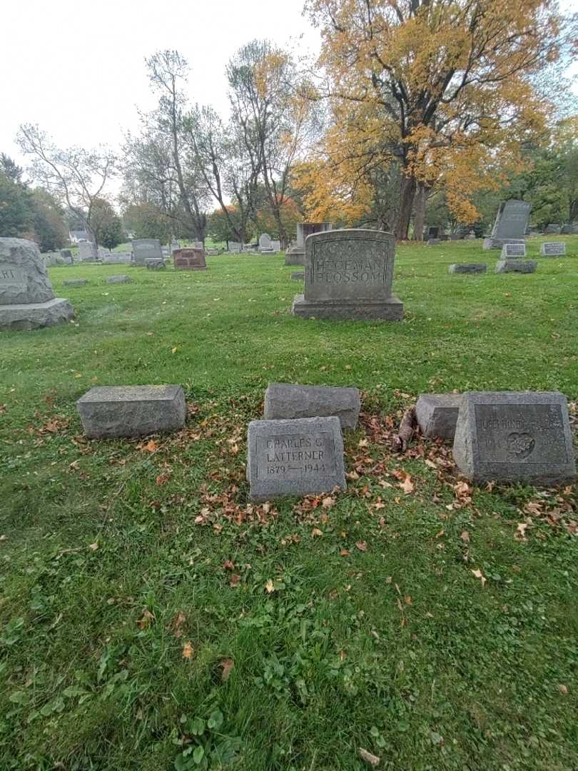 Charles G. Latterner's grave. Photo 1