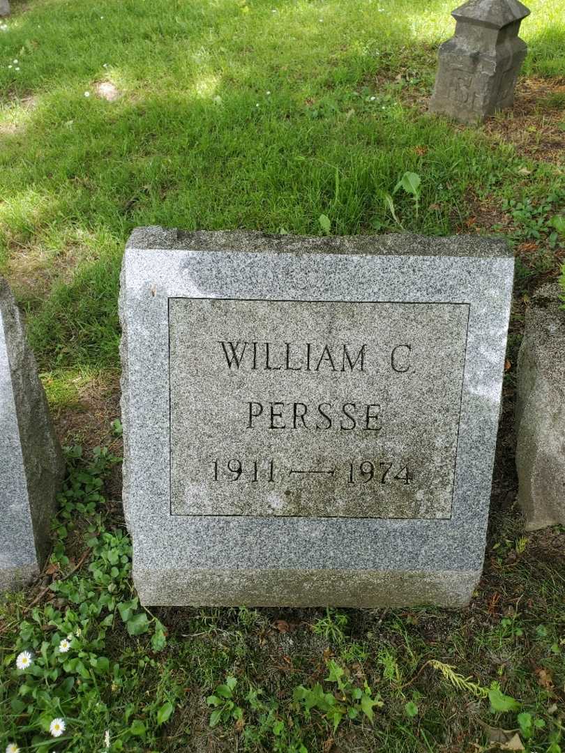 William C. Persse's grave. Photo 4