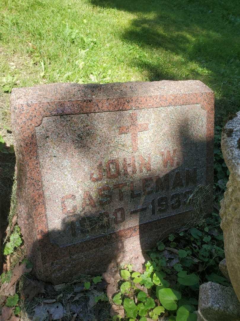 John W. Castleman's grave. Photo 3