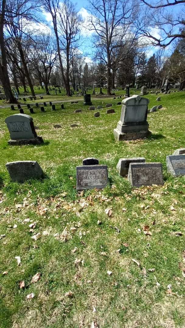 Archibald W. "Archie" Massey's grave. Photo 2