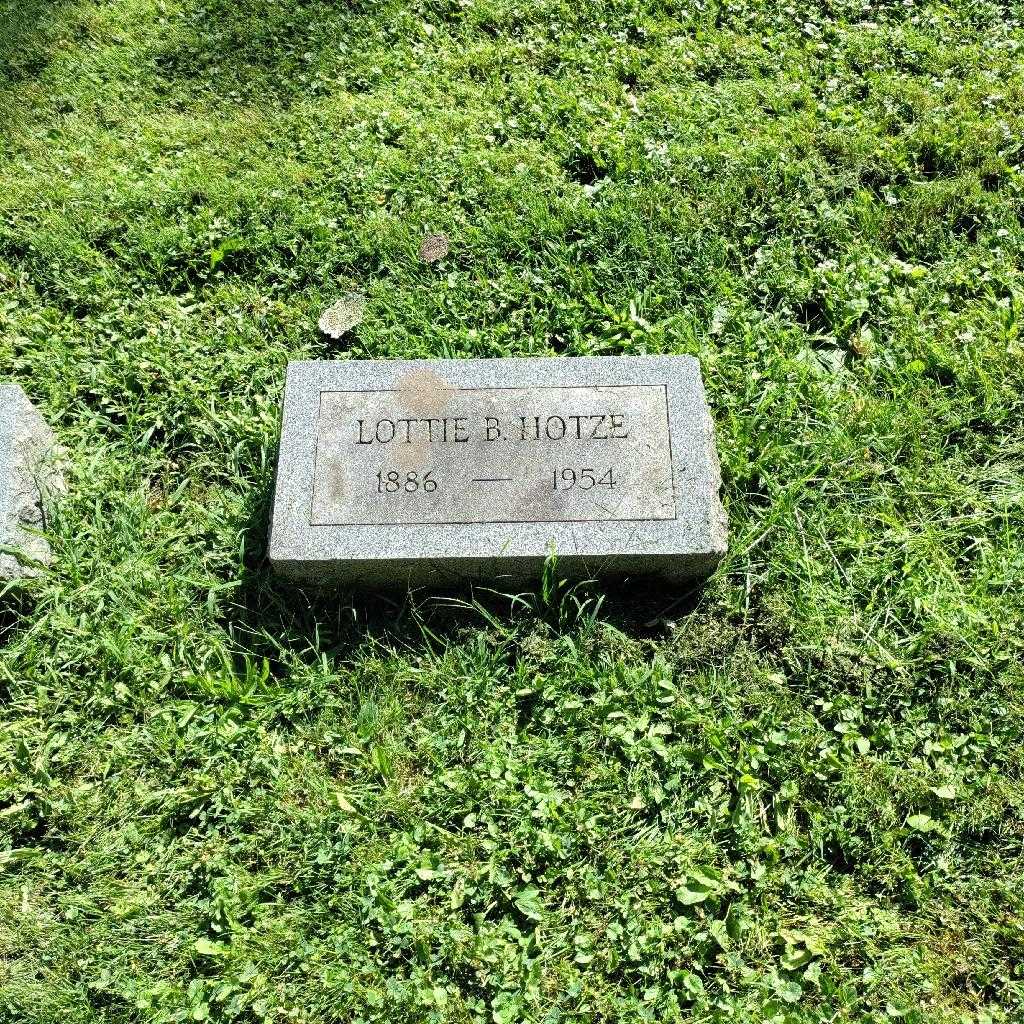 Lottie B. Hotze's grave. Photo 2