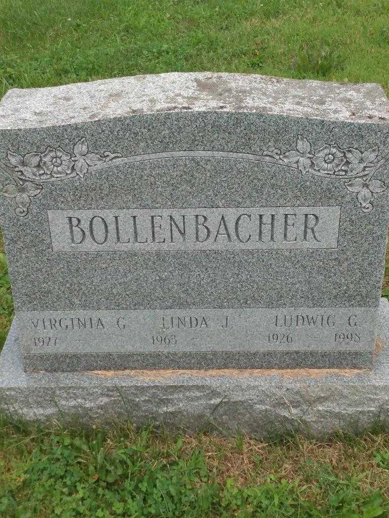 Virginia G. Bollenbacher's grave. Photo 4