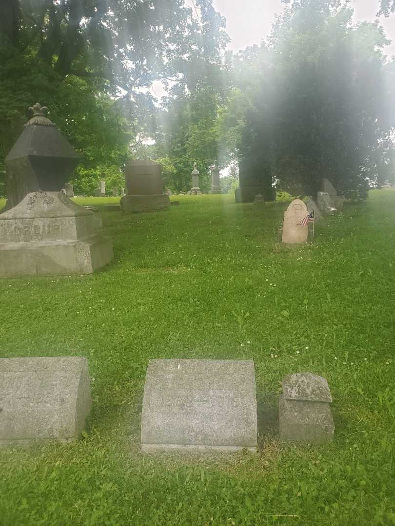 Peter Reese's grave. Photo 2