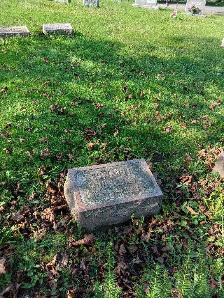 Edward H. Donegan's grave. Photo 3