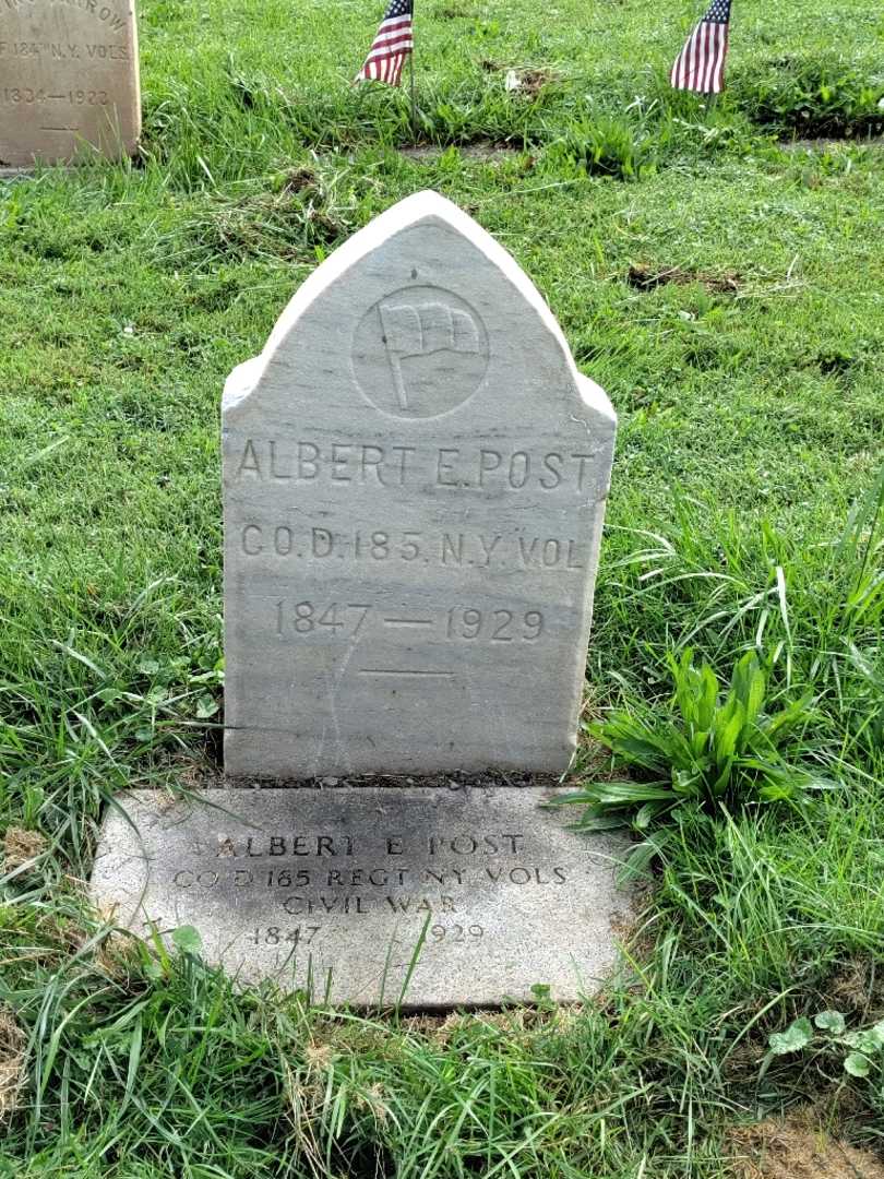 Albert E. Post's grave. Photo 2