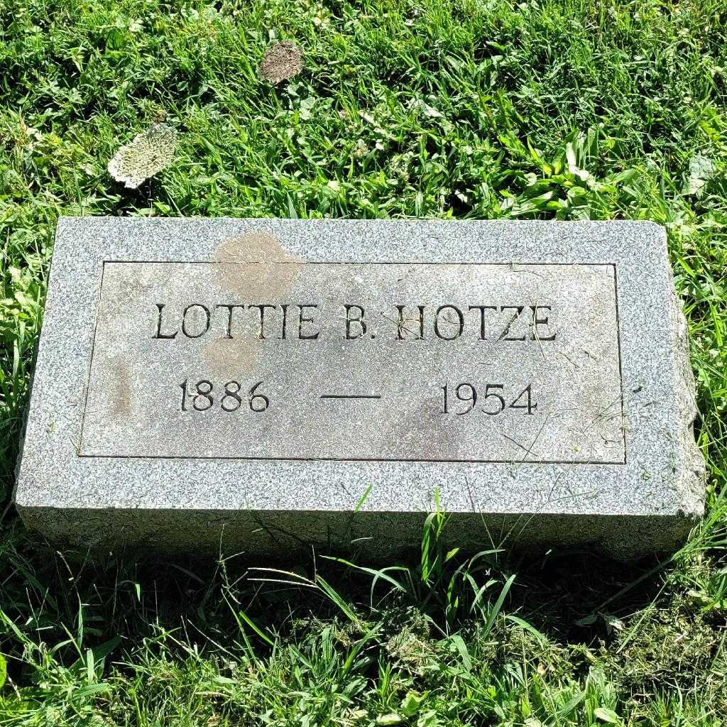 Lottie B. Hotze's grave. Photo 3