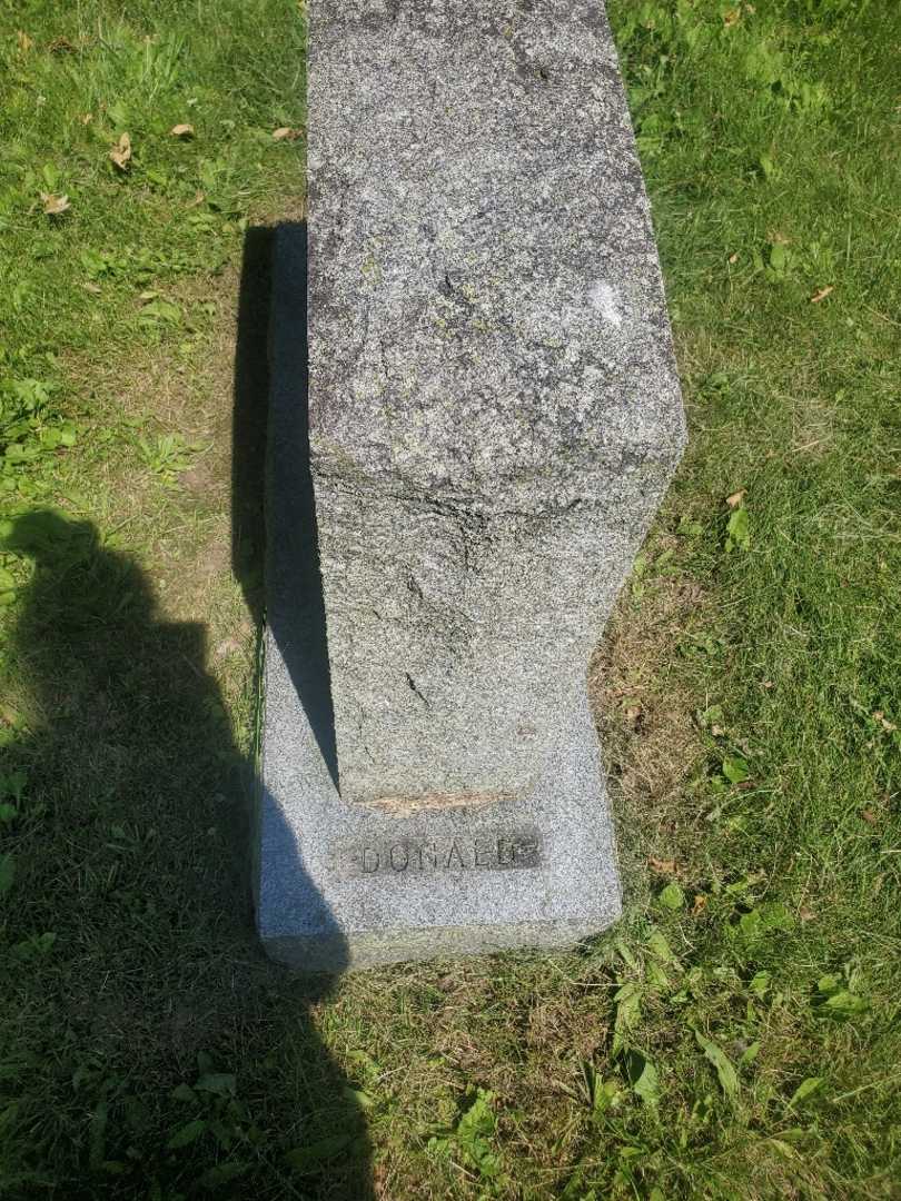 Charlotte Louise Metcalf's grave. Photo 1