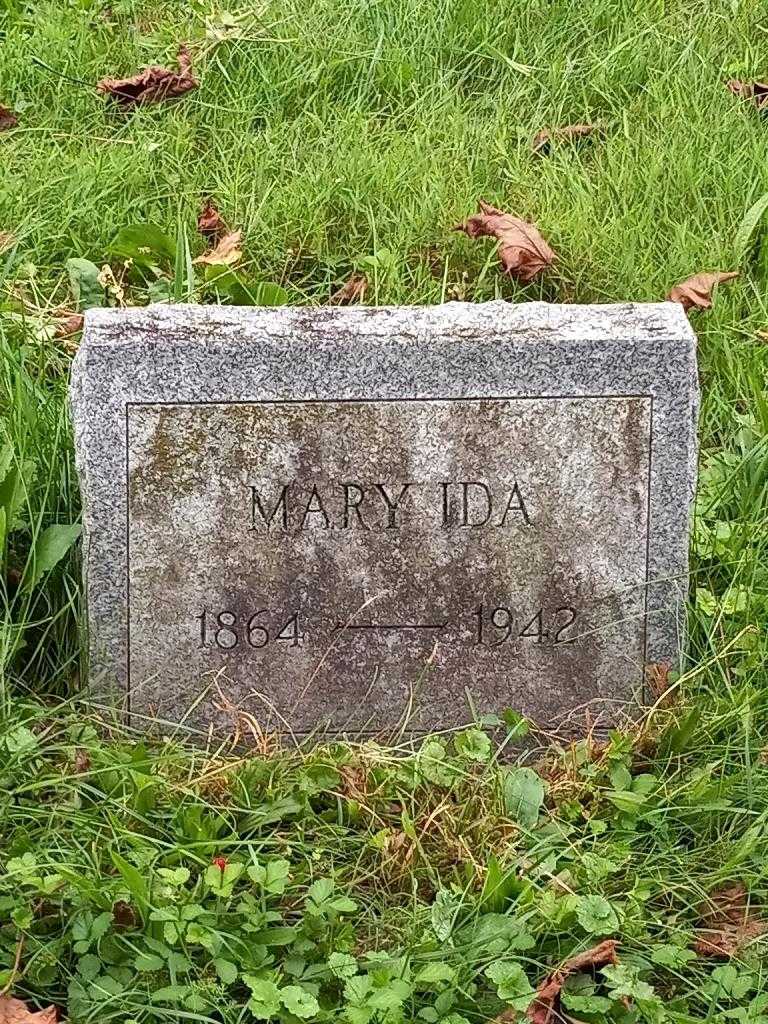 Mary Ida Carson's grave. Photo 3