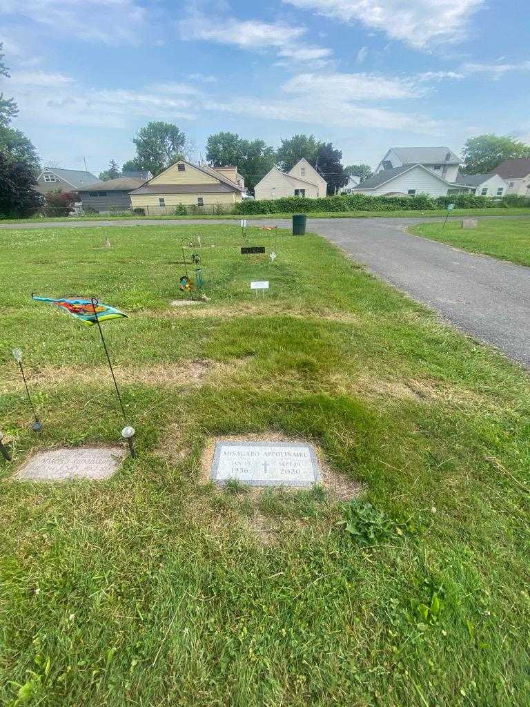 Misagaro Appolinaire's grave. Photo 1