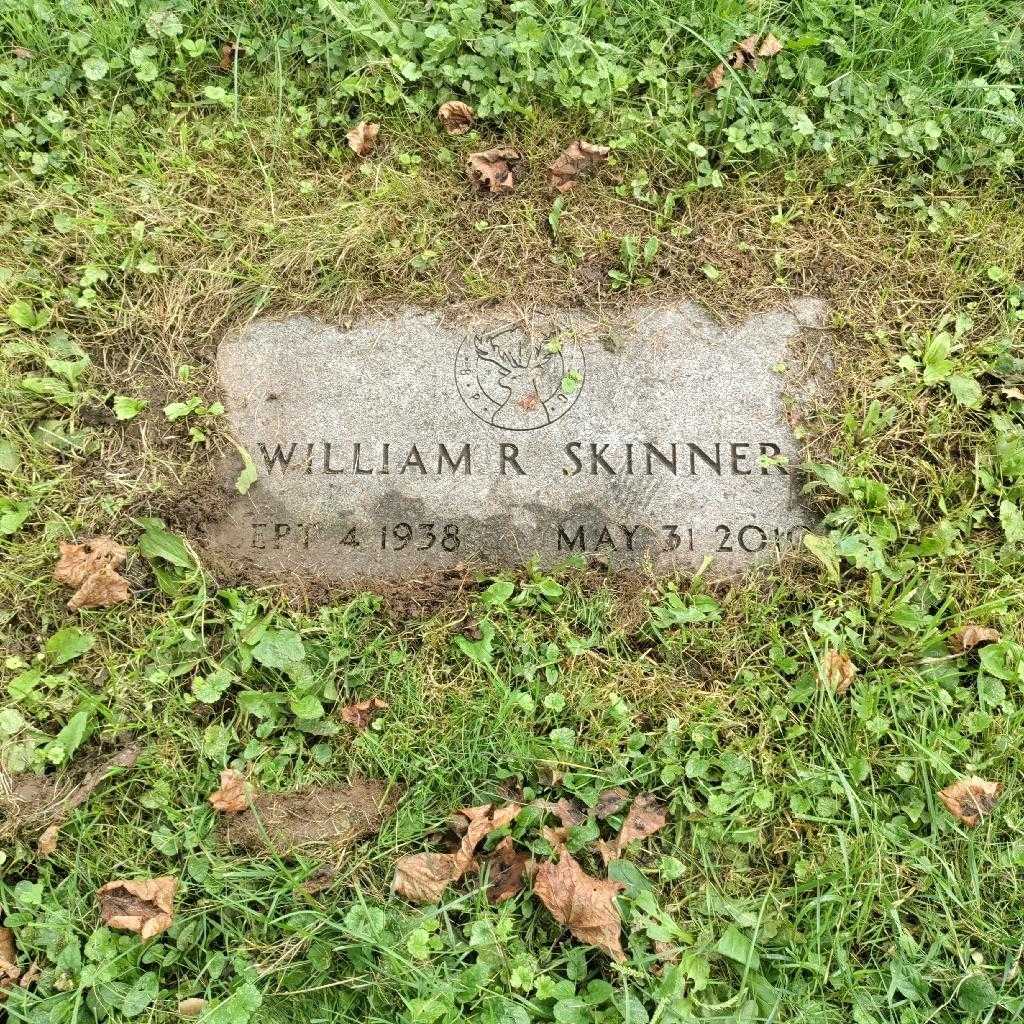 William R. Skinner's grave. Photo 2