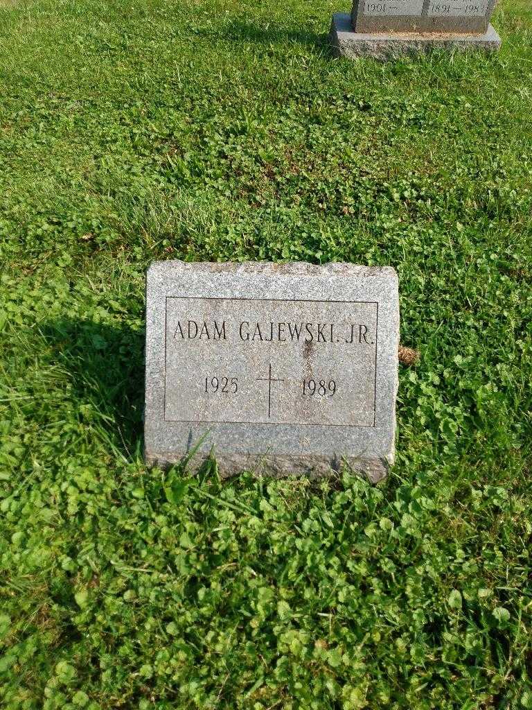 Adam Gajewski Junior's grave. Photo 1