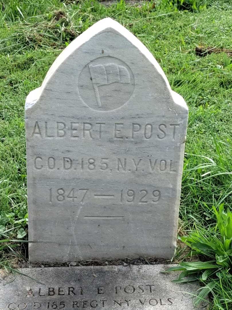 Albert E. Post's grave. Photo 3