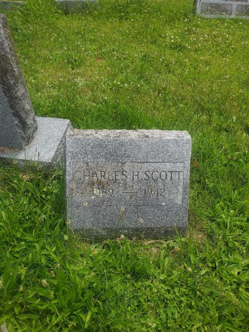 Charles H. Scott's grave. Photo 2